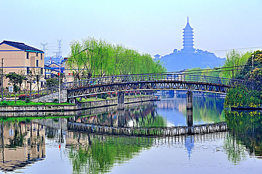 lô khung 2 ngày miễn phí