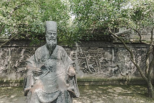 thong ke rong bach kim